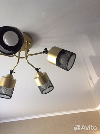 Эксклюзивная люстра для натяжных потолков