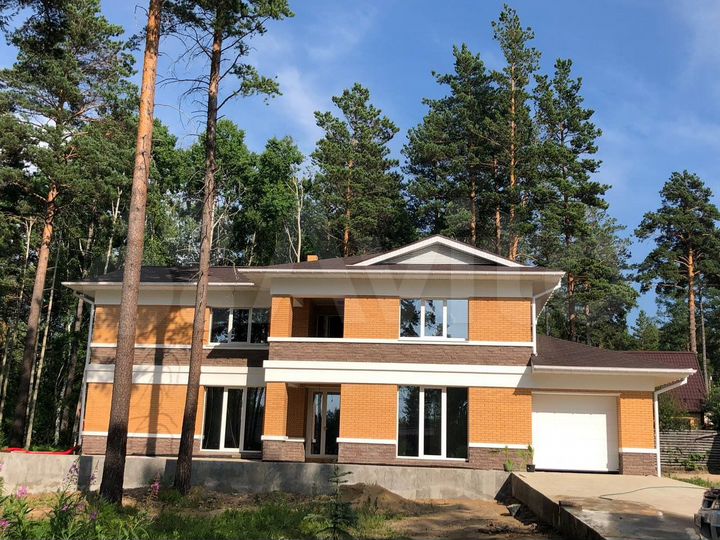 Дом 321 м² на участке 20 сот.