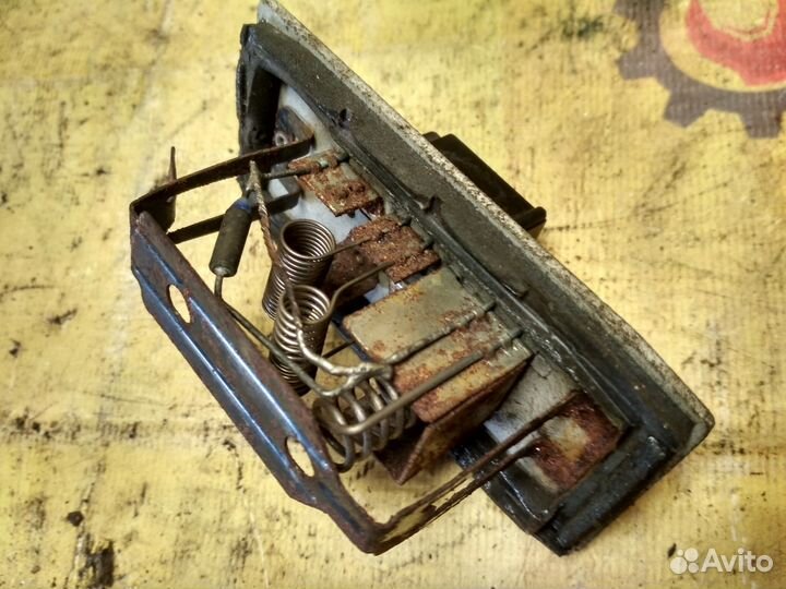 Резистор печки Ford Contour 1