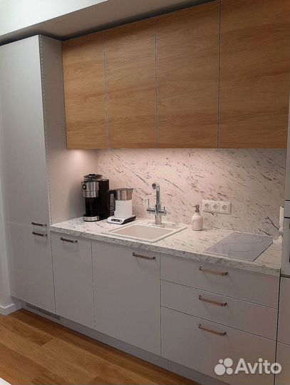 Кухня до потолка