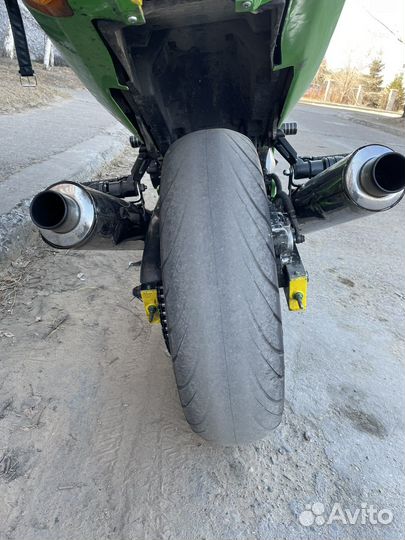 Kawasaki ZZR400-2