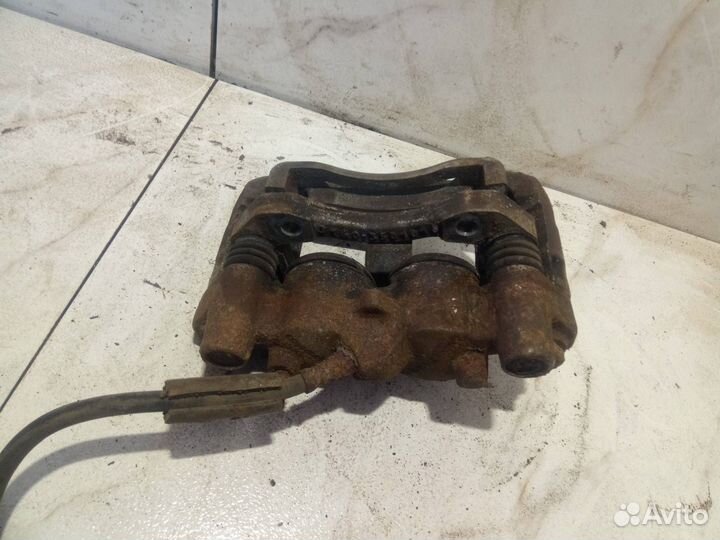 Суппорт тормозной передний левый UAZ 452 2 1990