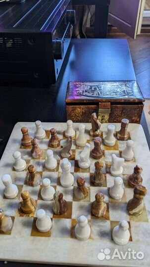 Шахматы каменные