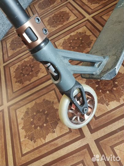 Трюкавой самокат Reaction Stunt 5.0, 120 мм