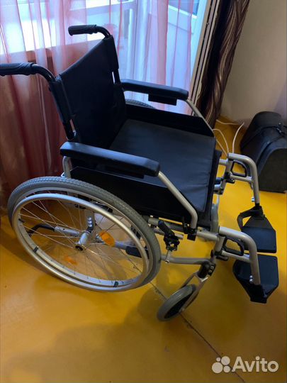 Инвалидная коляска новая