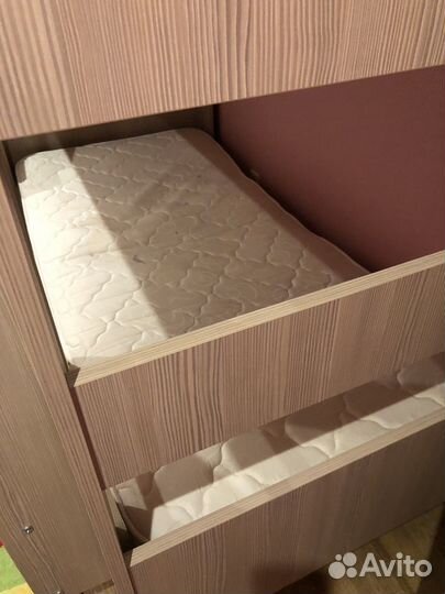 Двухъярусная кровать бу с матрасами