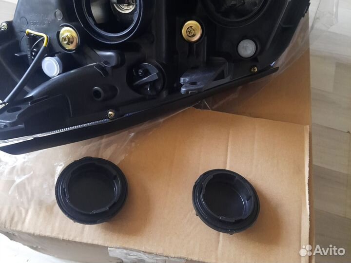 Фара правая джили мк cross