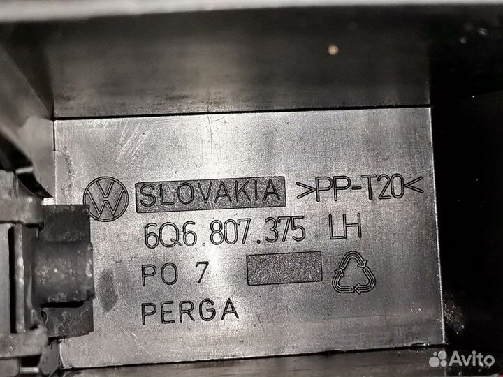 Кронштейн для Volkswagen Polo 4