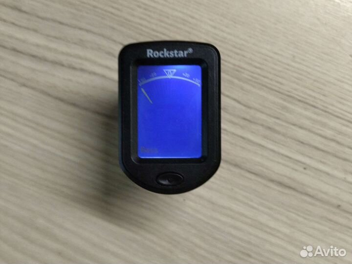 Тюнер для гитары