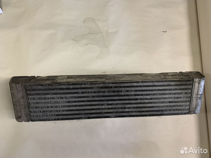 Радиатор интеркулера BMW 7 E65/E66