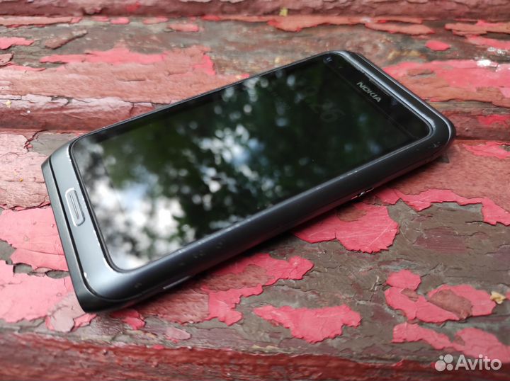 Nokia E7-00 Black хорошее состояние