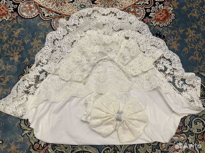 Уголок и бант на выписку