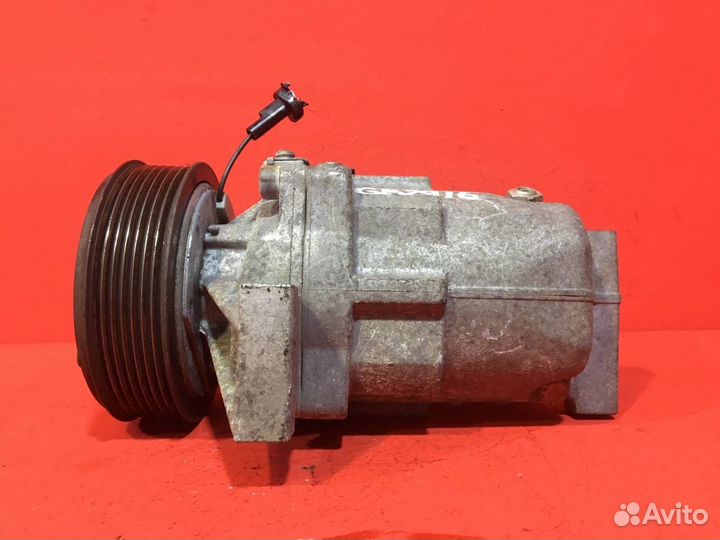 Компрессор кондиционера Nissan Micra HR16DE Б/У