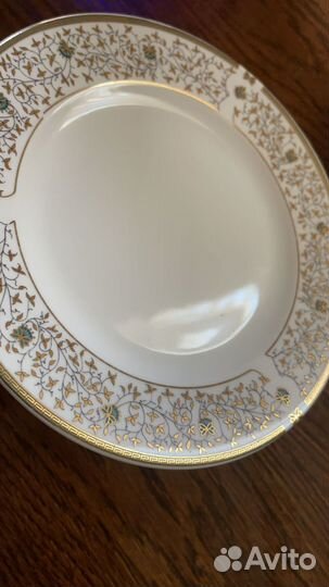Набор тарелок