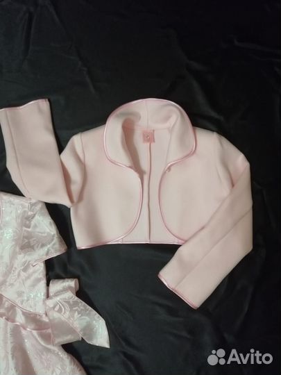 Нарядное платье для девочки 122р