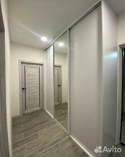 Шкаф встроенный