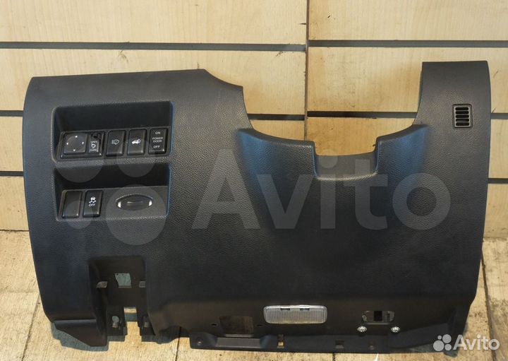 Накладка под руль Infiniti QX 70,FX 37