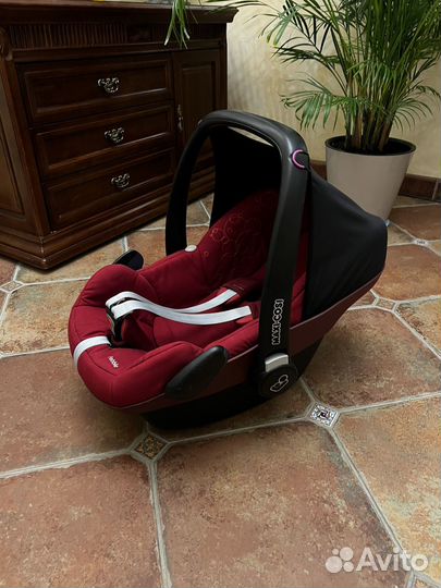 Автолюлька maxi cosi cabriofix