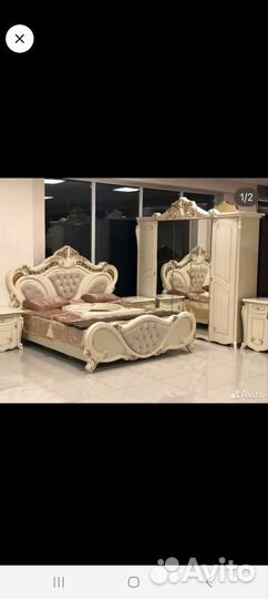 Спальный гарнитур