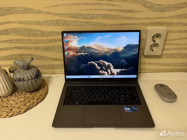 Honor magicbook x14 core i5, RAM 16gb, SSD 512