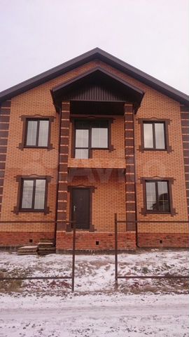 Коттедж 180 м² на участке 15 сот.