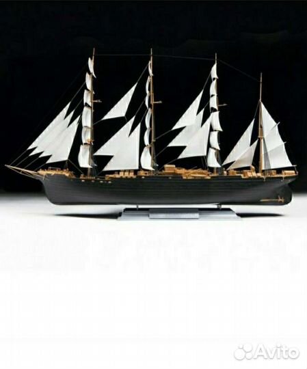 Модель корабля Крузенштерн