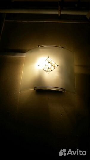 Светильник настенный