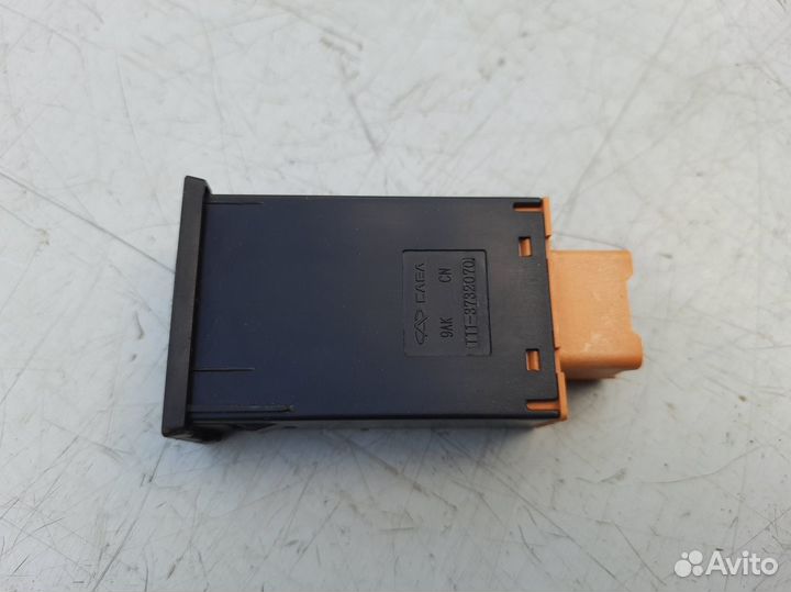 Кнопка задних противотуманок Chery Tiggo T11