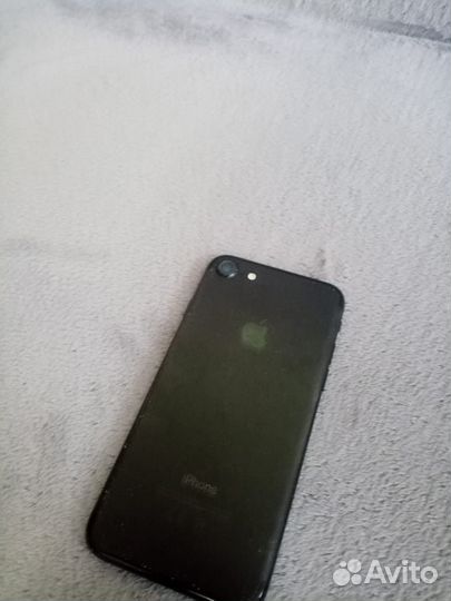 Мобильные телефоны бу iPhone 7