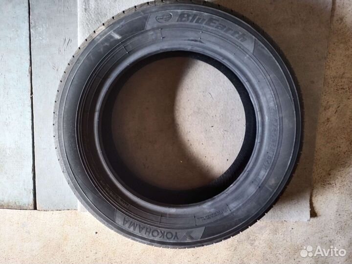 Yokohama BluEarth AE01 185/60 R15 84H