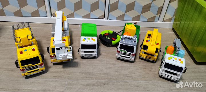 Пакет машинок инерционных