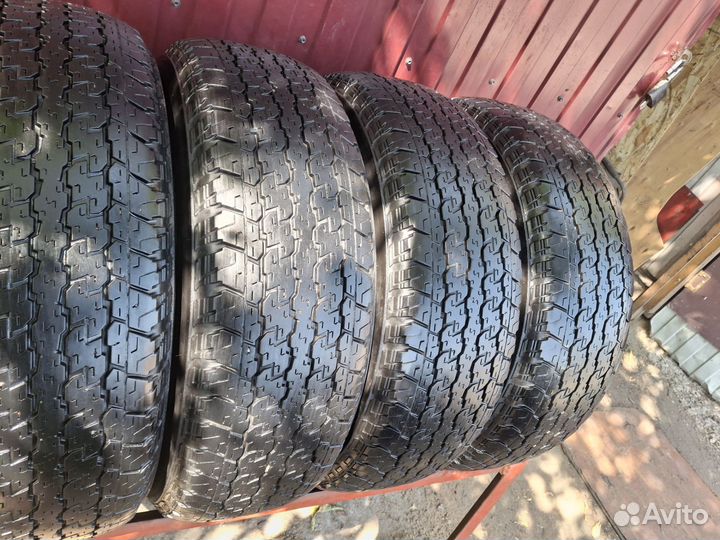 Bridgestone Dueler H/T 255/70 R15