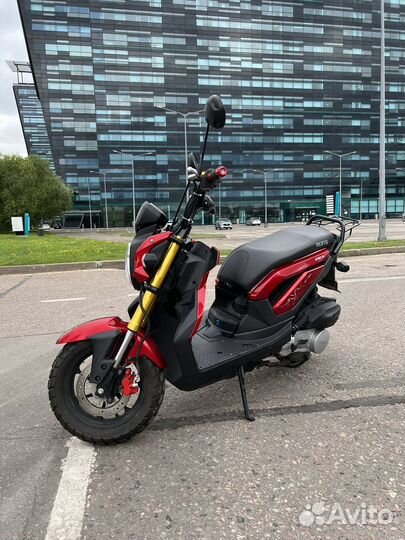 Скутер Vento Naked 50/150