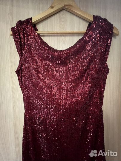 Платье вечернее