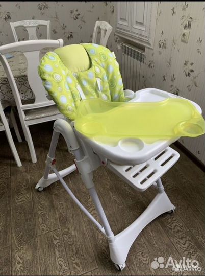 Стол для кормление