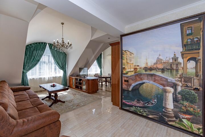 4-к. квартира, 142 м², 5/6 эт.