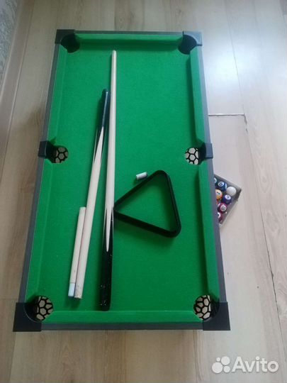 Бильярдный стол
