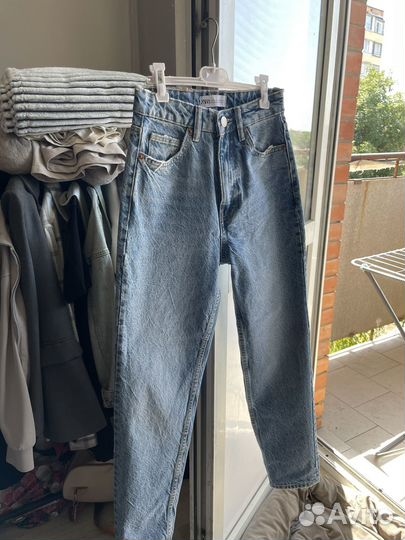 Джинсы zara mom fit 32