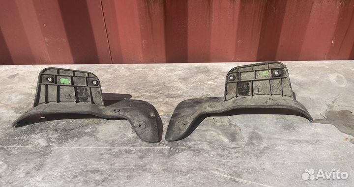 Брызговик задний правый левый Renault Kaptur 2016