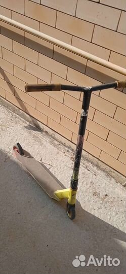 Трюковой самокат