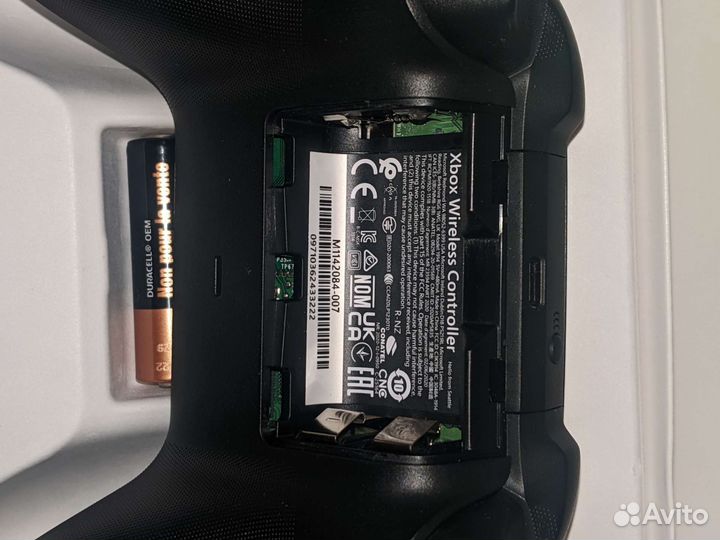 Геймпад Xbox One новый черный