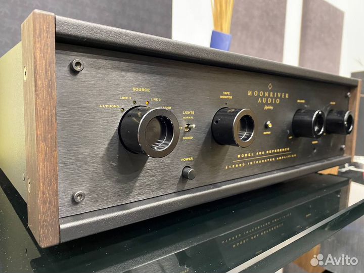 Интегральный усилитель MoonRiver Audio 404 Referen