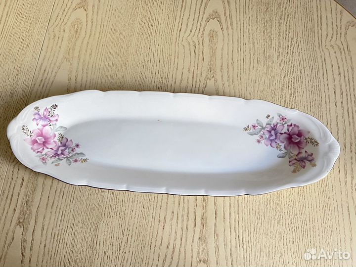 Блюдо фарфор. Длина 50 см Раритет