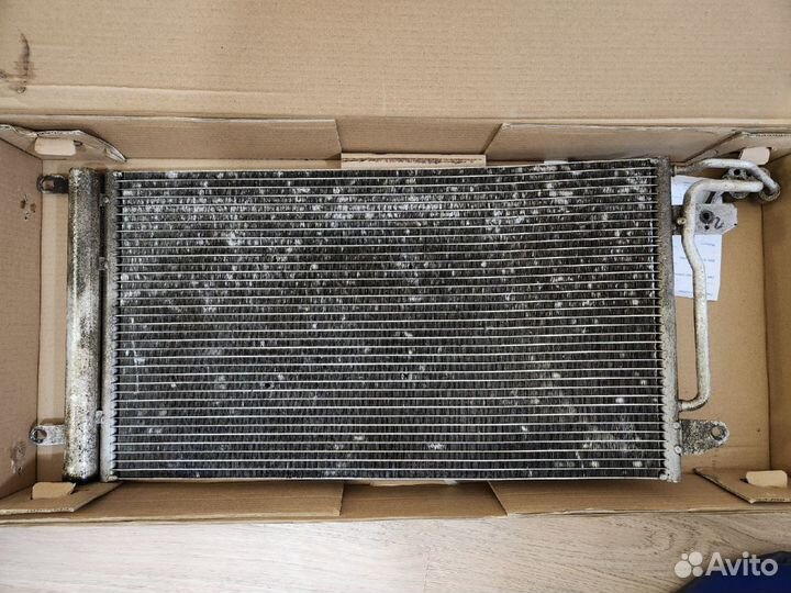 Радиатор кондиционера Volkswagen Polo Sedan