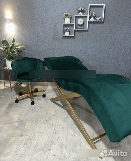 Анатомическая Кушетка на железных ножках