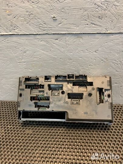 Блок предохранителей Bmw 520I F10 N20 2015