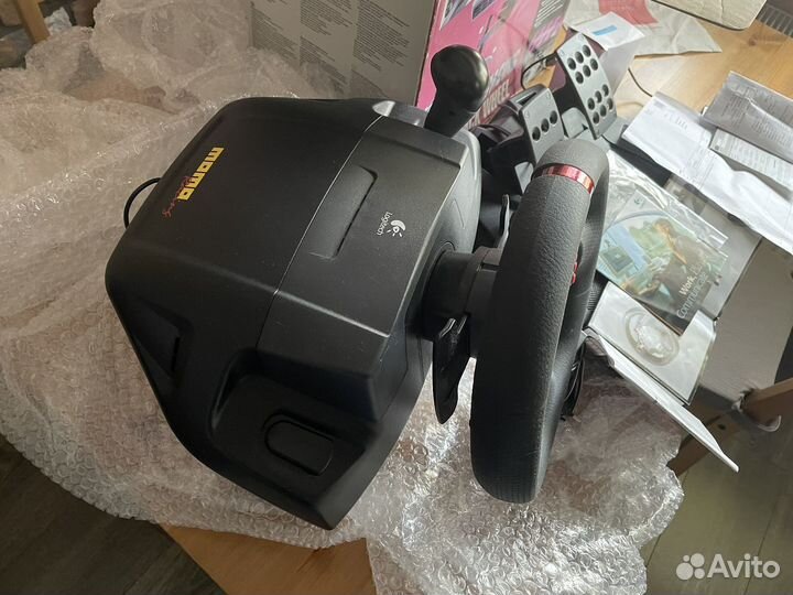 Игровой руль Logitech momo racing новый