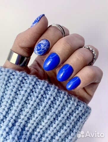 Маникюр и педикюр с покрытием гель-лаком