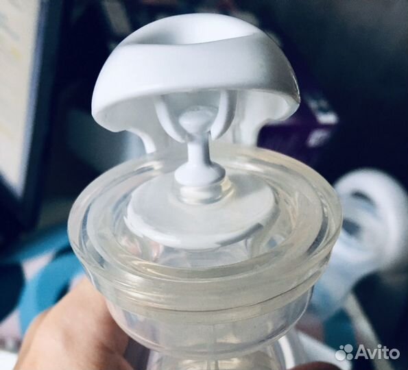 Молокоотсос ручной Авент с контейнерами