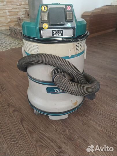 Строительный пылесос на запчасти